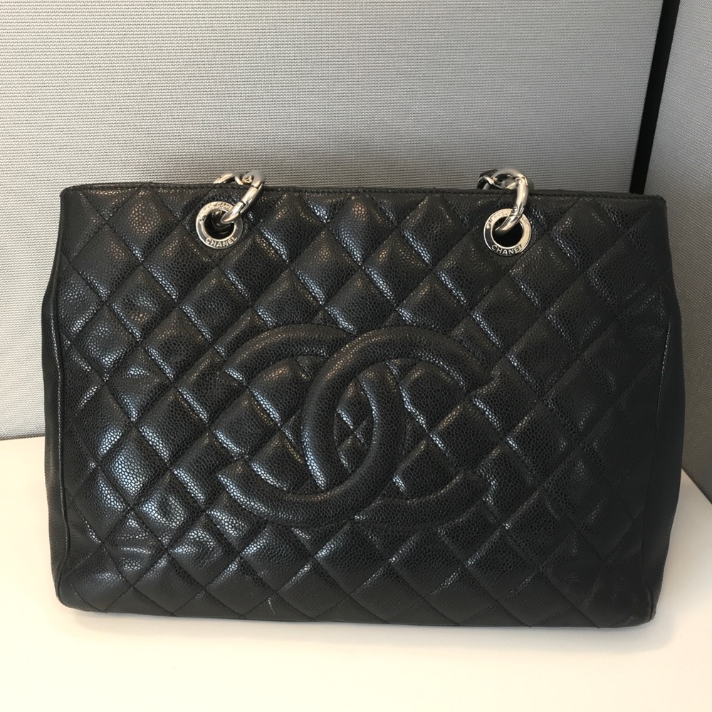 100% AUTHENTIC CHANEL GST HANDBAG